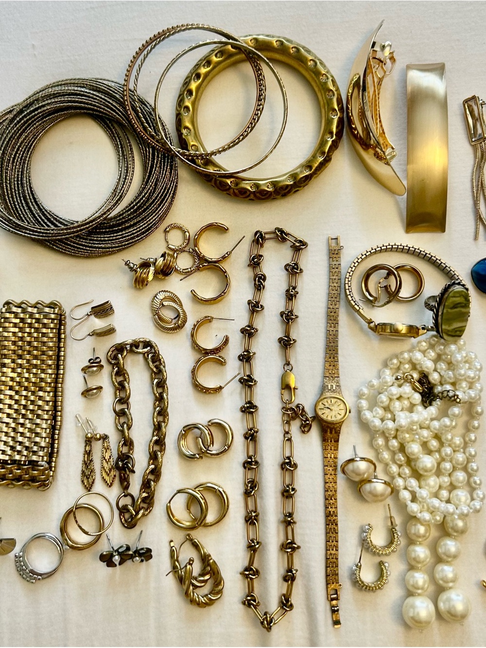 Gold-Tone Mixed Jewelry Collection Necklace Bracelet Earrings